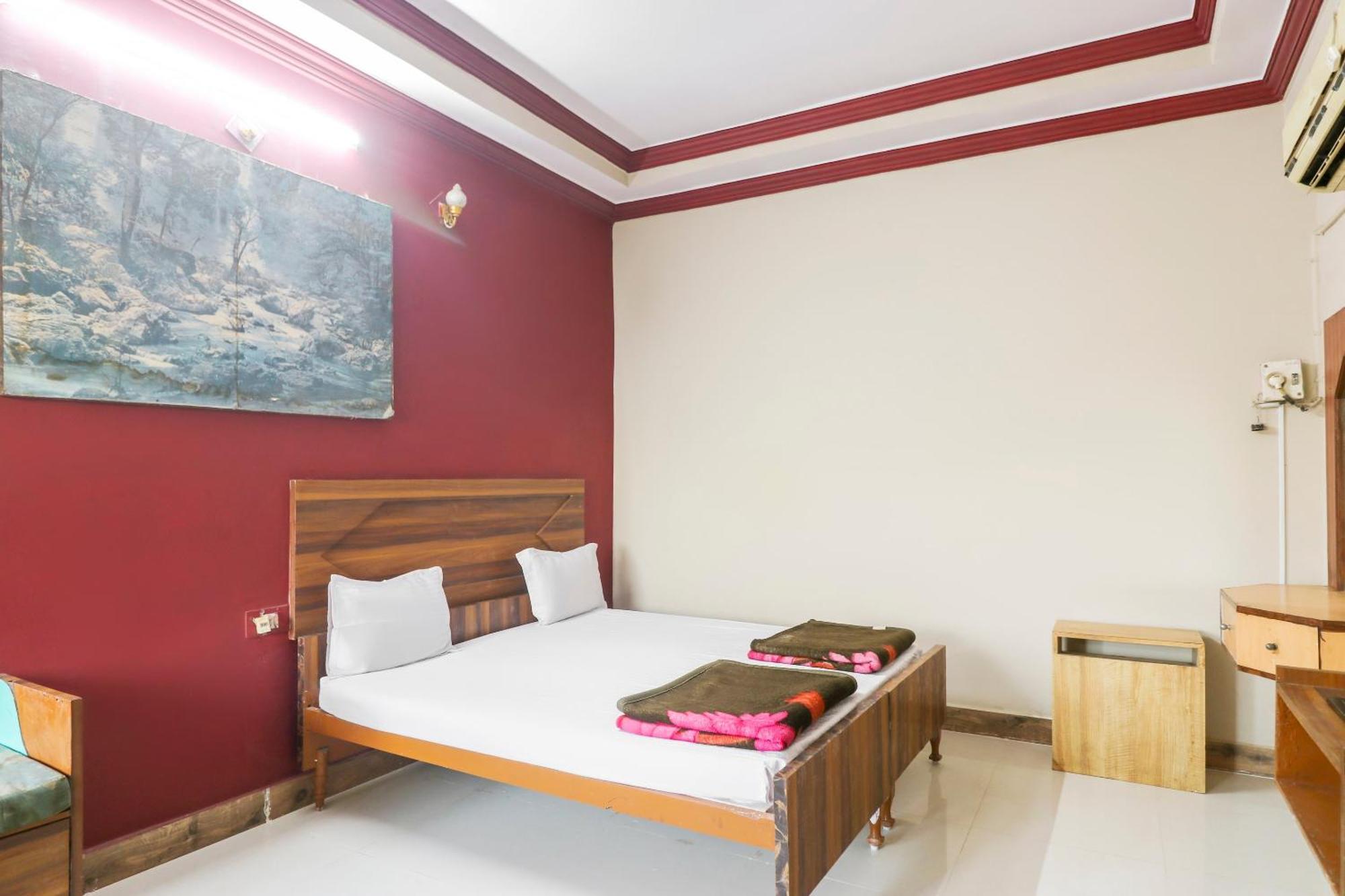 Spot On Hotel Poonam Jagdalpur Eksteriør billede